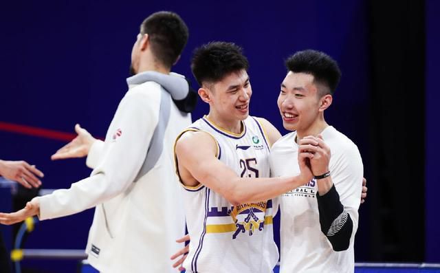 人人狠狠综合88综合久久
